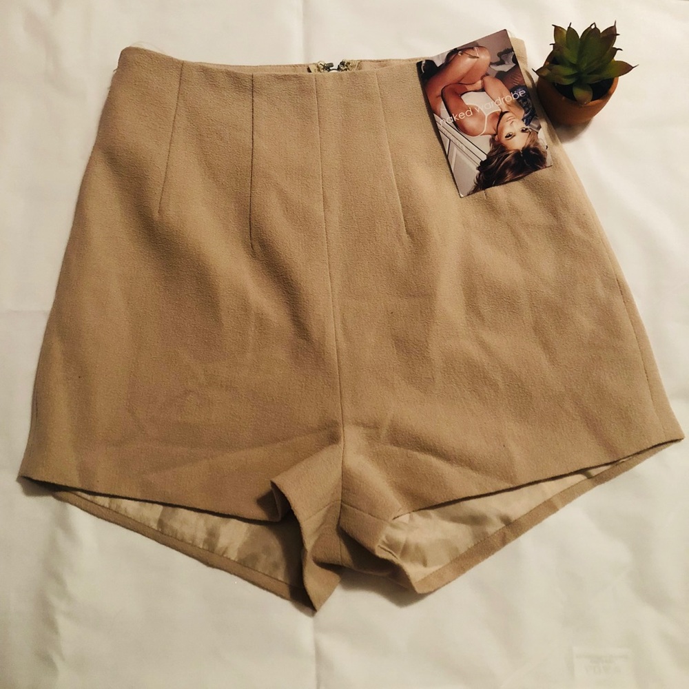 Naked Wardrobe short